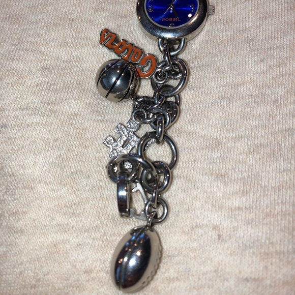 Womens Florida Gator Charm Bracelet Watch - Picture 2 of 6